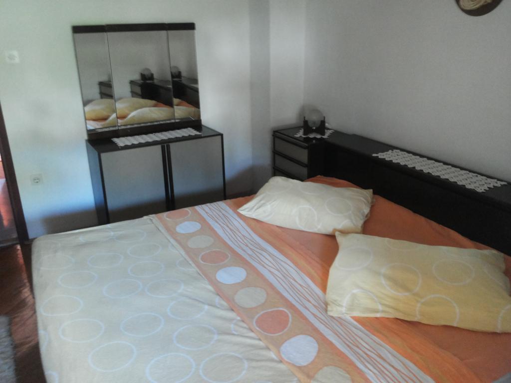 Apartment Ranka Postira Kamer foto