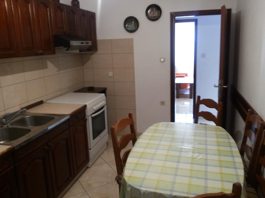 Apartment Ranka Postira Kamer foto